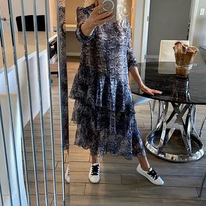 Gorgeous dress for party or chick every day outfit